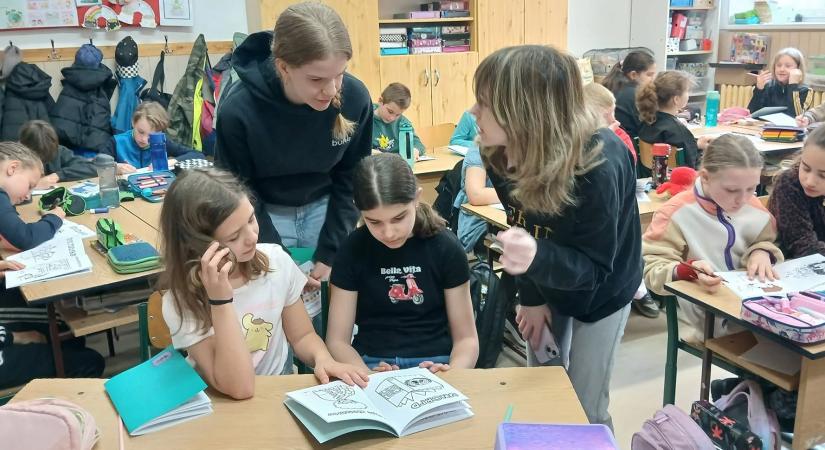 Különleges ajándék a dorogi Zrínyi iskolásoknak