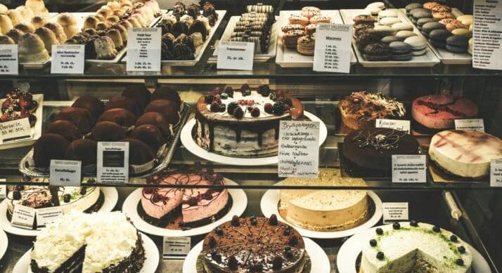 Az éttermek már igényelhetik az új 55 milliós támogatást – A cukrászdák pedig áprilistól