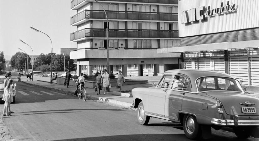 59 éves fotókon a legendás utca, amit minden veszprémi csukott szemmel ismer