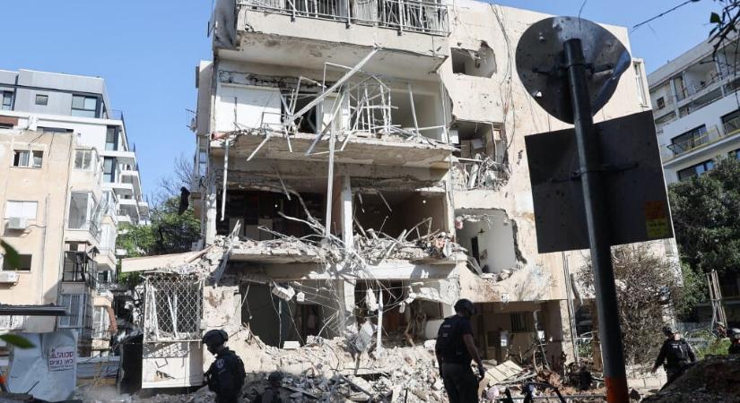 Súlyos károkat okozott a Tel-Avivot ért iráni rakétatámadás