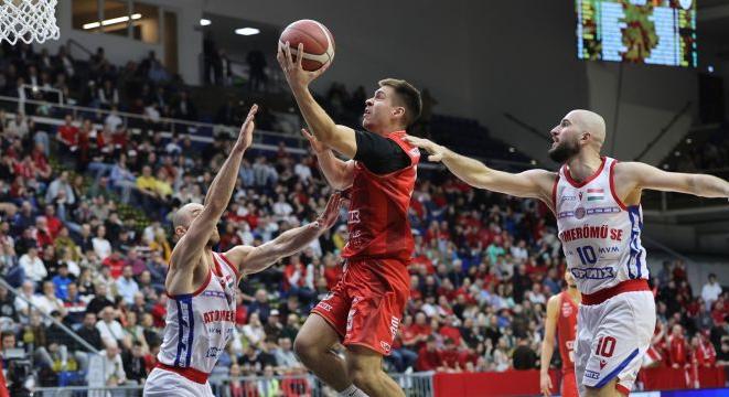 Kosárlabda: A Honvéd edzője nem adja az álmait