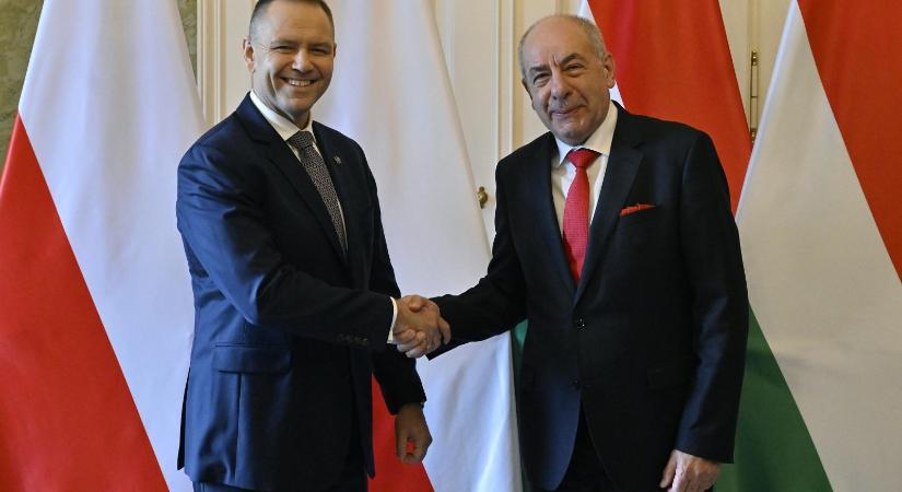 Karol Nawrocki: A lengyelek szeretik a magyarokat és gyűlölik Vlagyimir Putyint, aki egy háborús bűnös