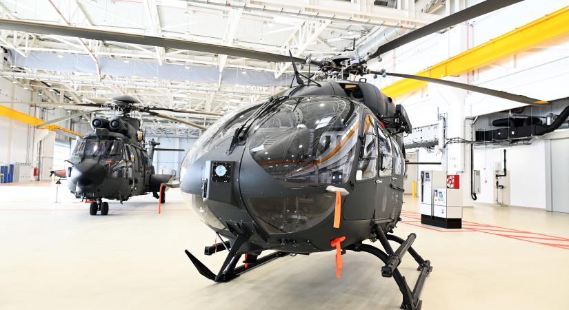Helikopterhangárt avattak Szolnokon