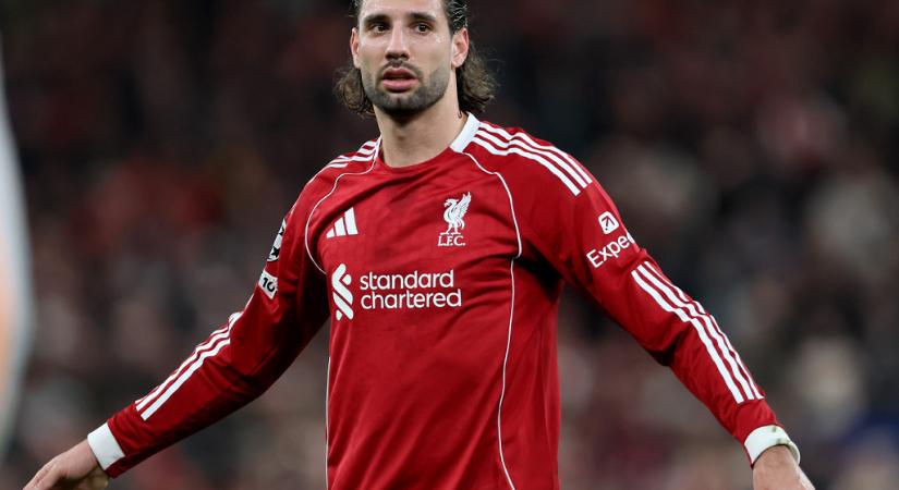 Szoboszlai Dominik szupersztárokat és modelleket megszégyenítő módon öltözött fel