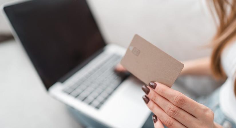 Ezzel a trükkel verik át a magyarokat az online csalók