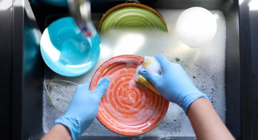 Láthatatlan veszély: ezért ne mosogassunk soha kézzel