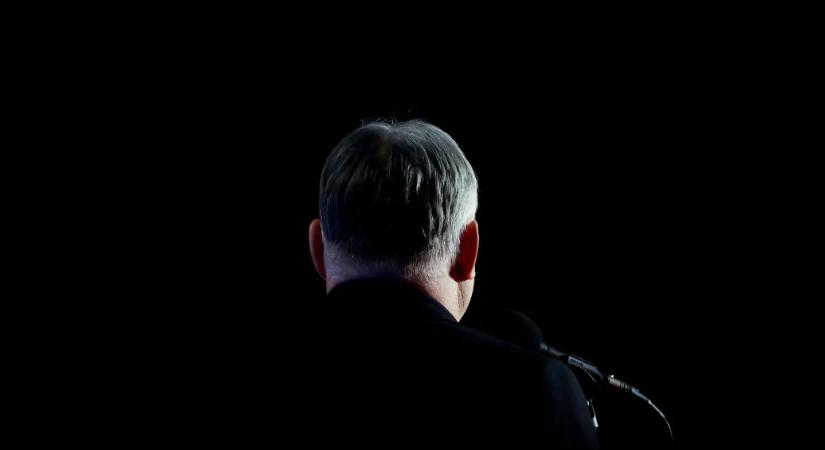 Orbán Viktor országjárása már csak arról szól, hogy mennyire hangosan tudják kifütyülni az ellentüntetők