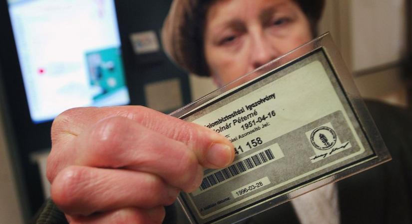 TAJ-kártya és anyakönyvi kivonat is kelleni fog: fontos április elé nézünk