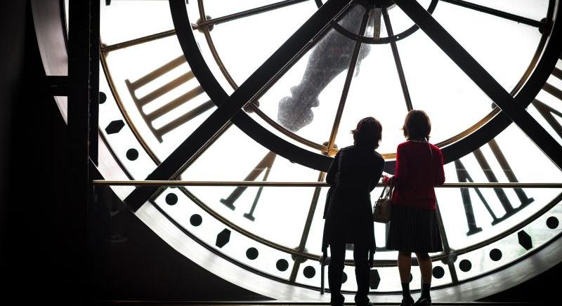 Vasárnap óraátállítás, egy órával kevesebbet alszunk