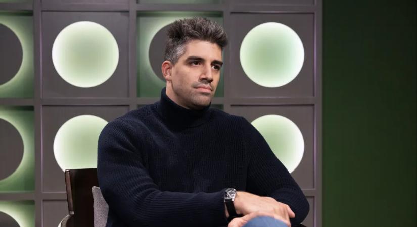 A jólvanezígyes Nagy Ádámmal, Hajóssal, Majkával tér vissza a választások estéjén újrainduló Heti Hetes