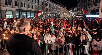 Magyar Péter megosztotta, kiket váltana le azonnal, ha kétharmaddal nyerne a Tisza