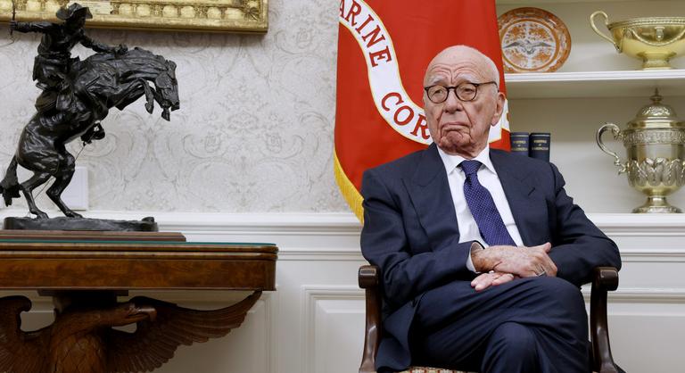 Családon belül dőlhet el, ki fogja a jövőben a konzervatív médiát uralni