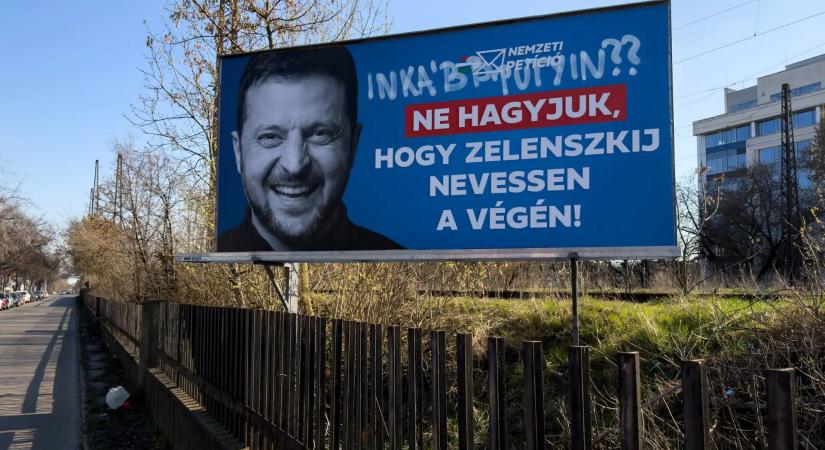 Pécs betiltja a félelemkeltő plakátokat