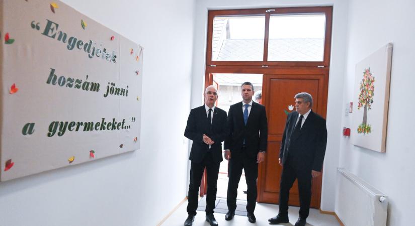 Újabb egyházi iskola épülhet közpénzből, hatmilliárdot költhetnek rá Biatorbágyon