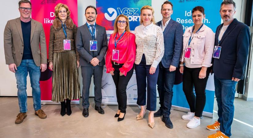 Design és üzleti világ: hiánypótló szakmai konferenciát tartottak a Győri Innovációs Parkban