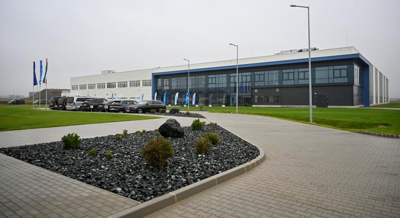 Új logisztikai központtal bővíti kapacitásait Zalaegerszegen a Flextronics