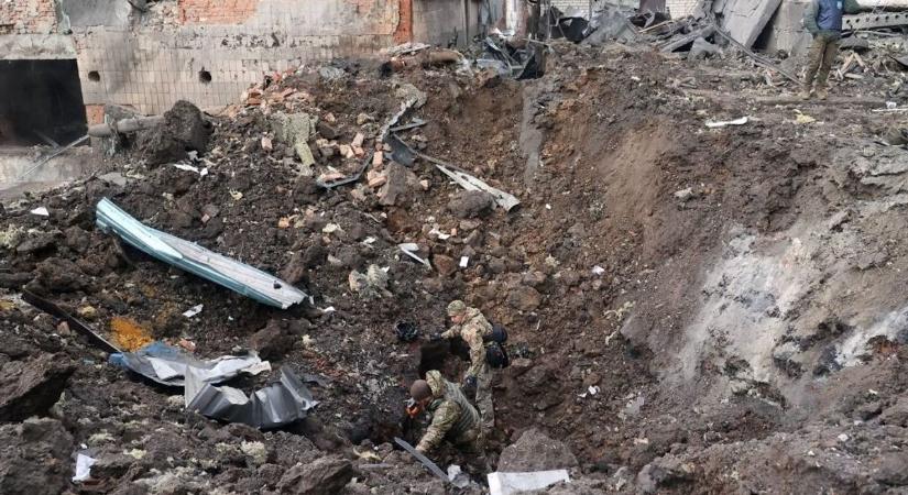 Rettenetes új fegyvert vetett be Moszkva, amikor az ukránok már azt hitték, legjobban a drónoktól kell félniük