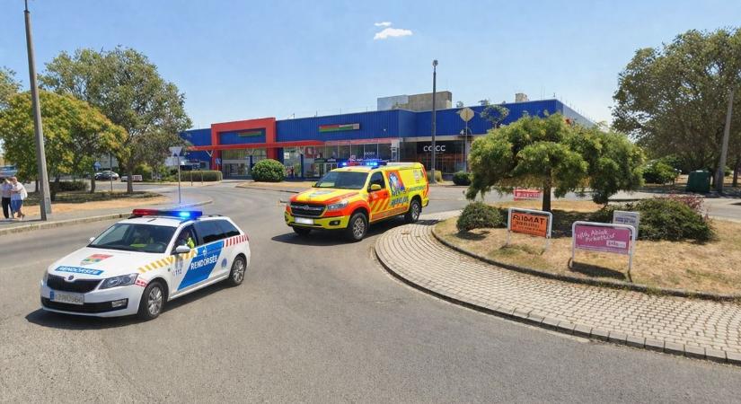 Döbbenet: súlyos végtagsérülést szenvedett egy gyermek a Makay úton – gyermekmentő a helyszínen