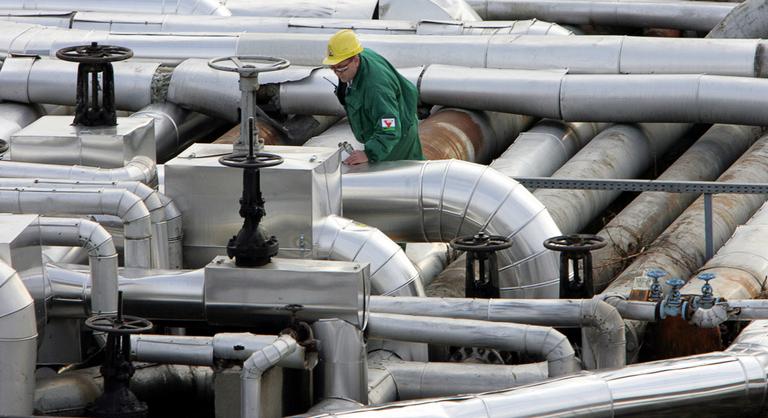 Minden borulhat a Barátság kőolajvezeték körül, új olajútvonalról beszélnek már az ukránok