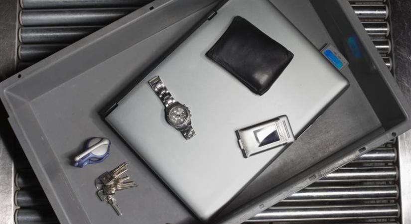 8 elképesztően bizarr tárgy, amit átvihetsz a repülőtéren: fura, de megengedik