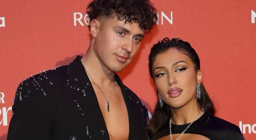 Hegyes Berci és barátnője is nagyot villantott az elegáns díjátadó gálán