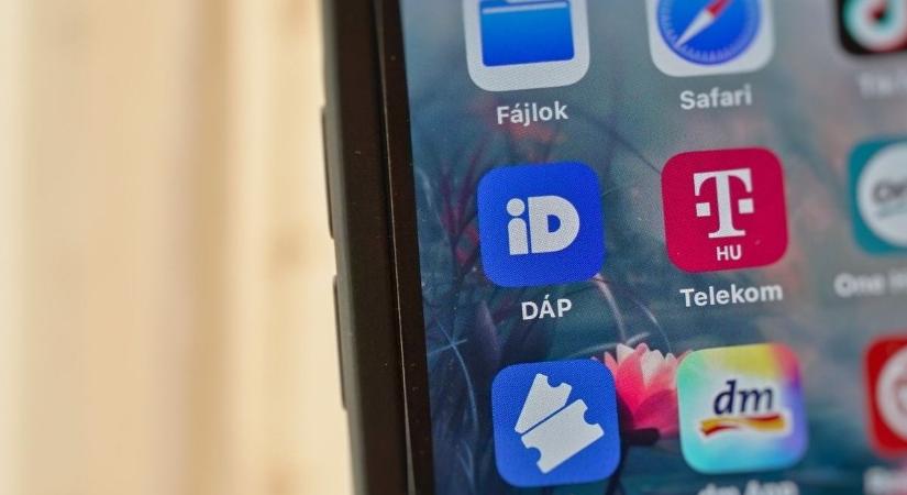 Már a DÁP-appon keresztül is lehet gépjárművet adni-venni: mutatjuk a lépéseket!