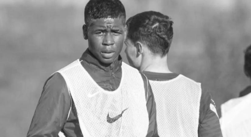 Sokkoló tragédia: az utcán végeztek egy 22 éves focistával