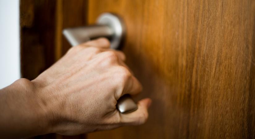 Ülésezik a nemzetbiztonsági bizottság a lehallgatási ügy miatt