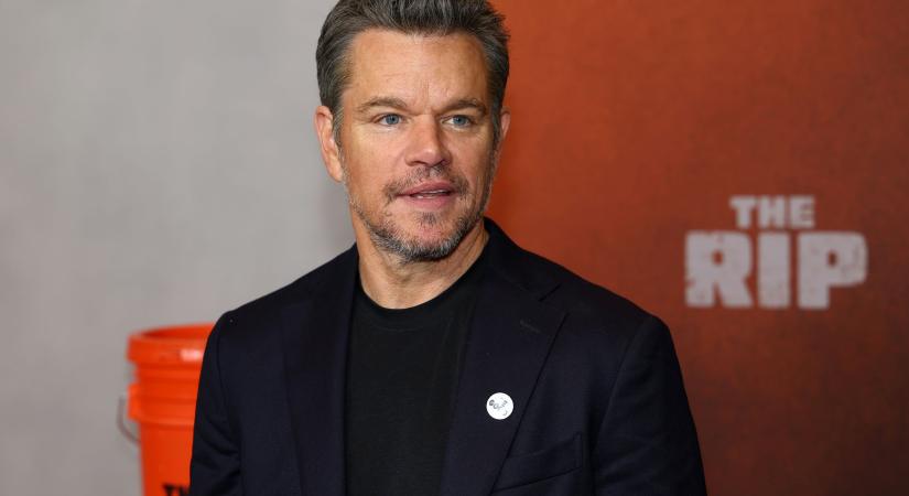 Matt Damon sármosabb, mint valaha: ősz haja és szakálla igazi szívtipróvá tette őt