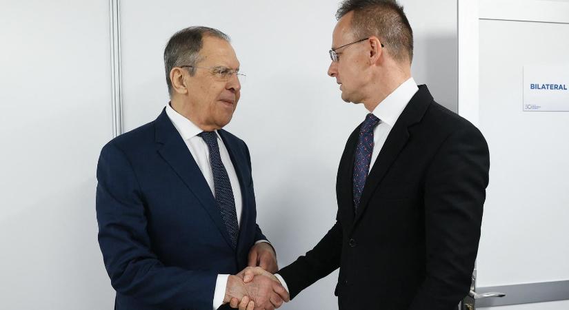 Szlovákiában ugyancsak botrány lett a Szijjártó Péter és Szergej Lavrov közt folyó telefonbeszélgetésből