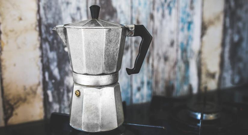 Leégett a kávé a kotyogósban? Így lesz újra ragyogóan fényes belül is