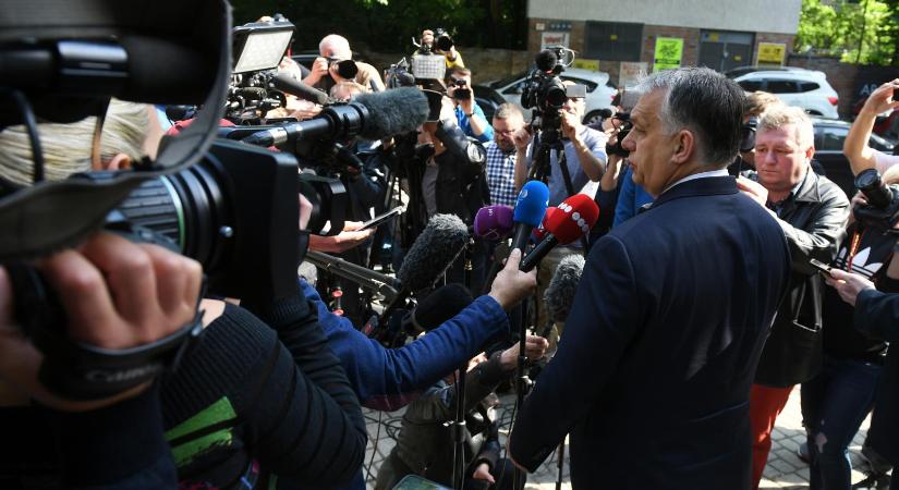 Orbán Viktor pár éve az államközi élet szerves részének nevezte a hírszerzést