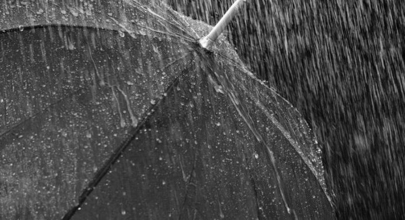 Kiadós csapadék, viharos szél érkezhet