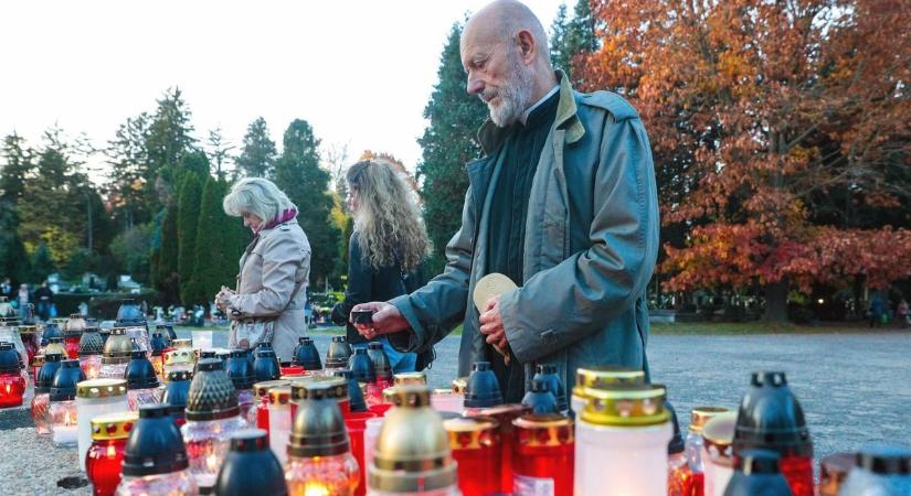 Tényleg tilos a vízbe vagy erdőbe szórni szeretteinket? Meglepő az igazság a temetkezési szabályokról
