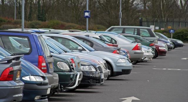 Ezzel a trükkel pillanatok alatt fosztják ki a kocsid: új trend terjed a tolvajok körében