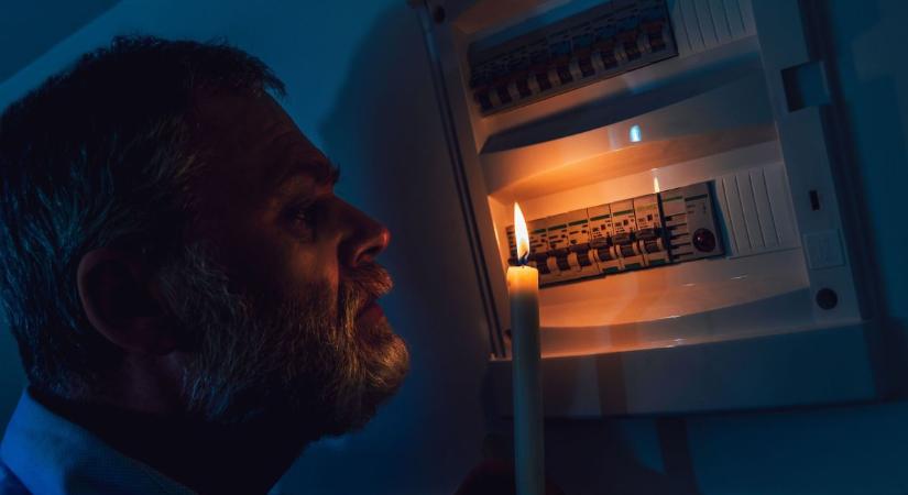 Ez biztos sokaknál kiveri a biztosítékot! Rengeteg háztartás marad áram nélkül Nyíregyházán és több településen is