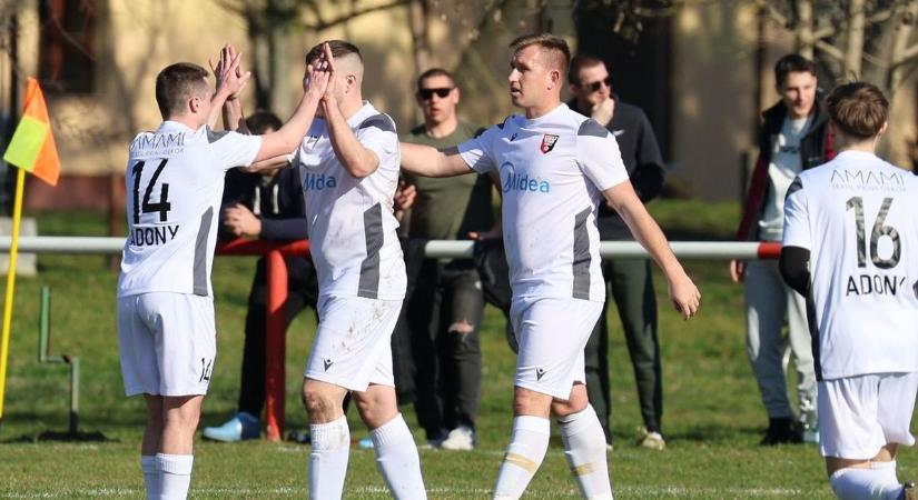 Boldoczki Sándor nem folytatja, az Adony új edzővel mentett bravúrosan pontot