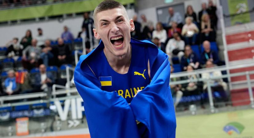 A WA feloldott minden oroszokkal szembeni szankciót