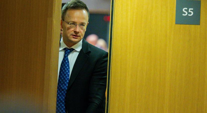Az orosz „szivárogtatási” vád miatt magyarázatot vár az uniós főképviselő Szijjártó Pétertől