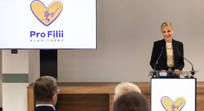 24 millió forintos támogatást nyújtott a Pro Filii Alapítvány tüdőgyógyászati eszközparkfejlesztésre