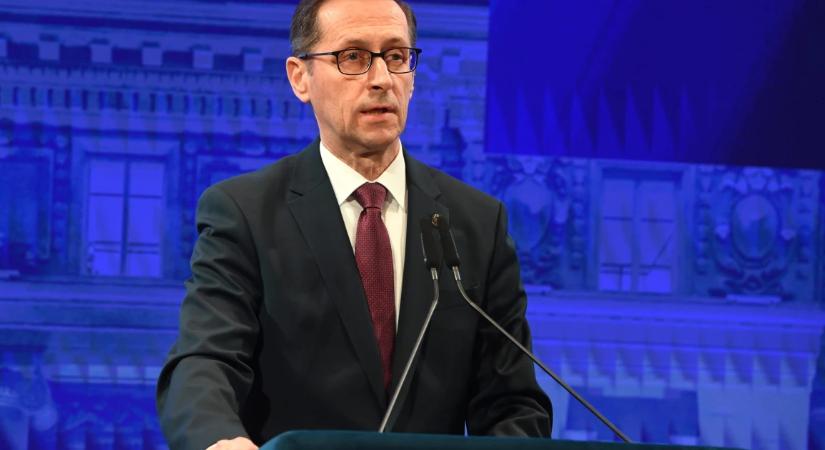 Maradt az alapkamat, a forint és az energiaárak diktálnak most a jegybanknak