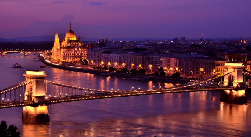 Brutálisan lehúzta az idei kilátásokat az MNB: megint lenullázódhat a magyar gazdaság, ha ez így megy tovább