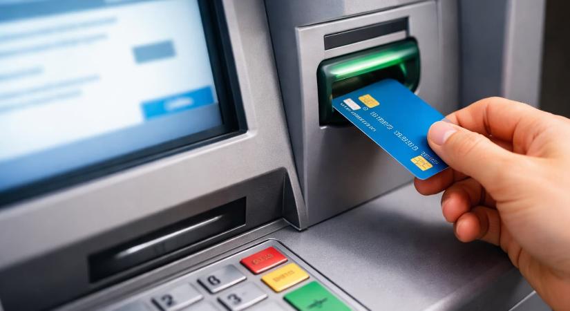 Országos leállás jön az egyik legnagyobb hazai banknál, a netbankot sem lehet majd használni