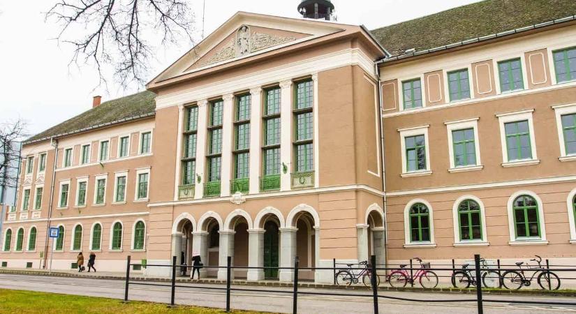 488 milliárdból fejlesztették a szakképzést az elmúlt évtizedekben