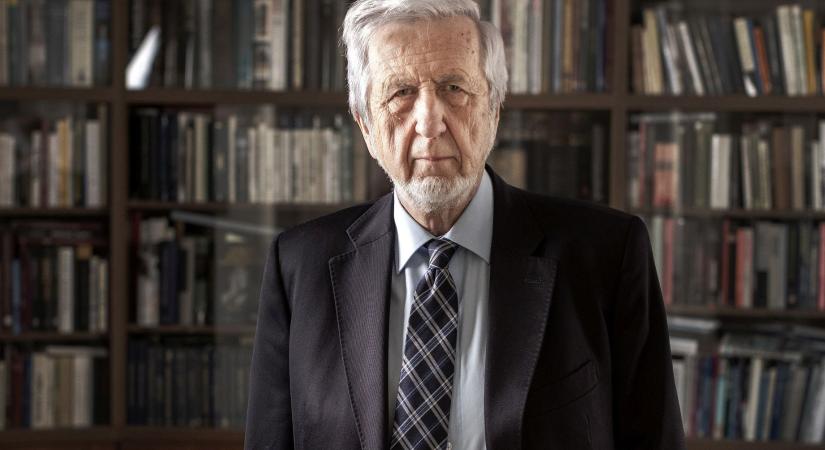 Jeszenszky Géza: Nem lennék meglepve, ha ezt a beszélgetést is lehallgatnák