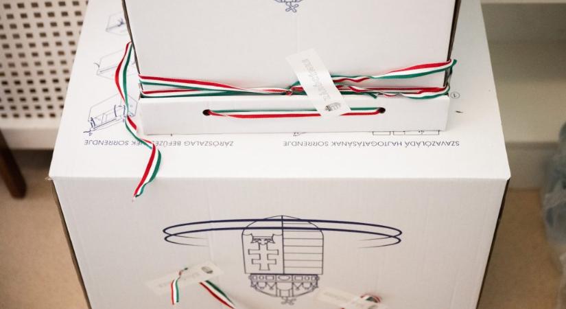 Összesen 663-an indulnak egyéniben a választáson, az LMP-nek, a MIÉP-nek és a Tiszából kiugrott Farkasnak is van 1-1 jelöltje