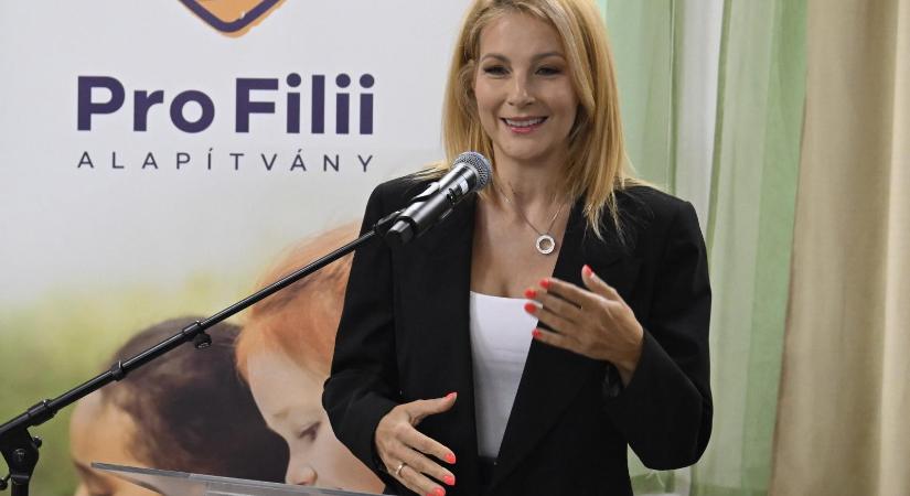 Várkonyi Andrea most 4,5 millió forintba öltözött egy kórházi látogatáshoz