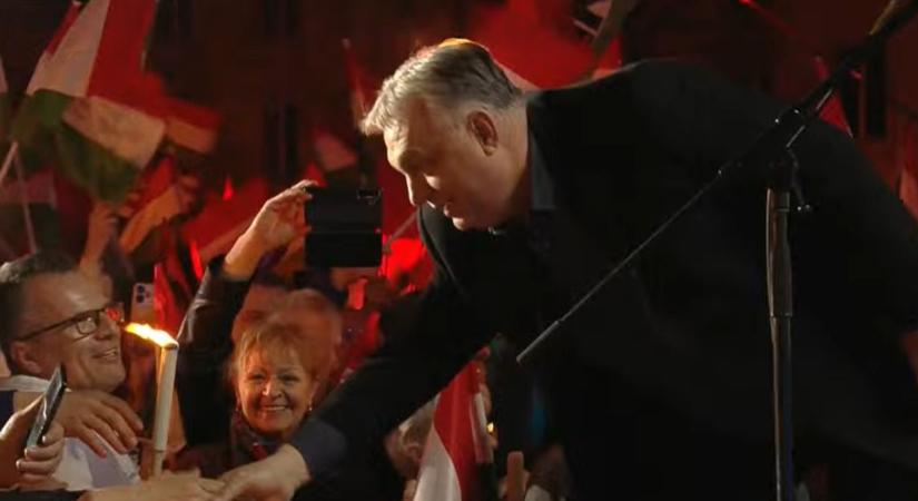 Orbán Viktor: Menni kell előre!