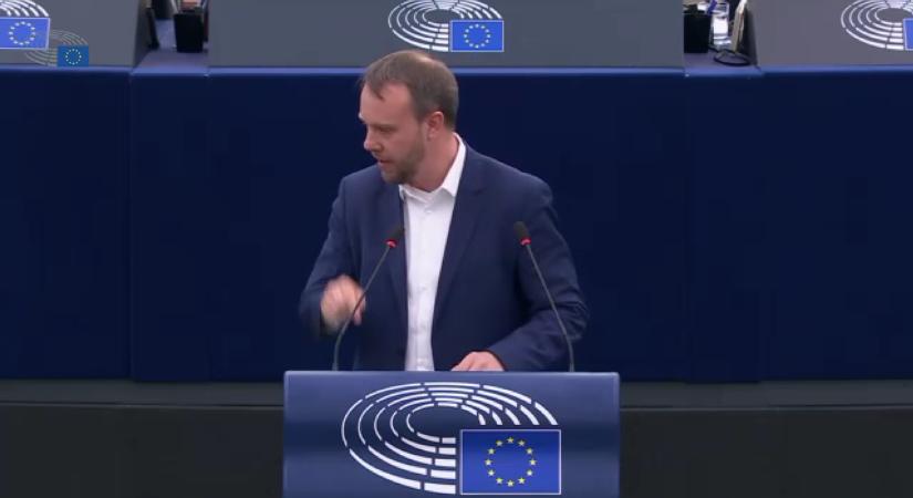 Fidesz-KDNP EP-képviselőcsoport: hazánkat durván támadó jelentést készített Daniel Freund, teljesítve Magyar Péter kampánykéréseit