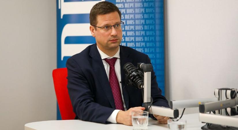 A tiszás ügynökbotrányról kérdeztük Gulyás Gergelyt szombathelyi látogatása kapcsán (videó)